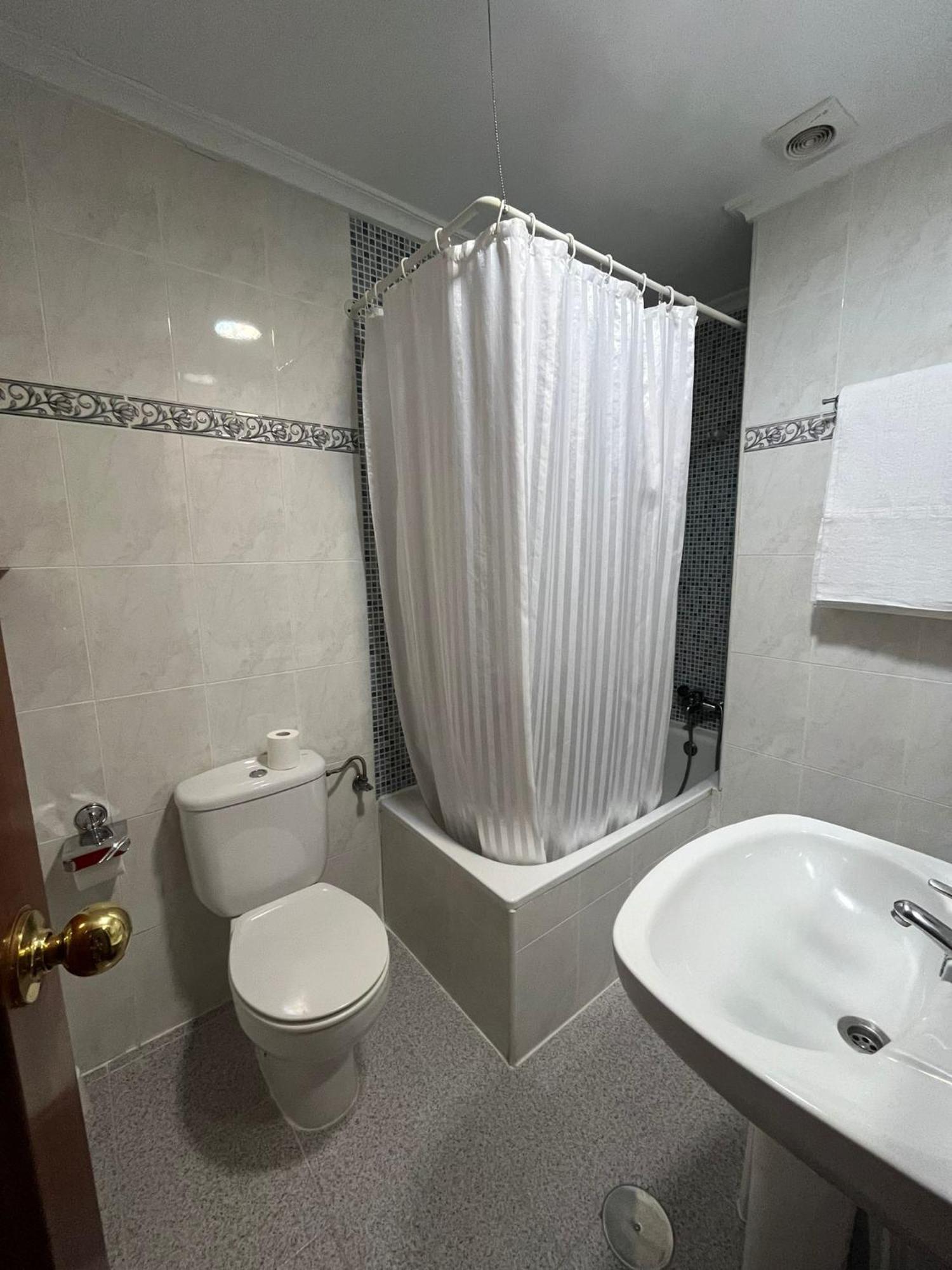 Hotel La Basilica Venta de Baños Exteriér fotografie